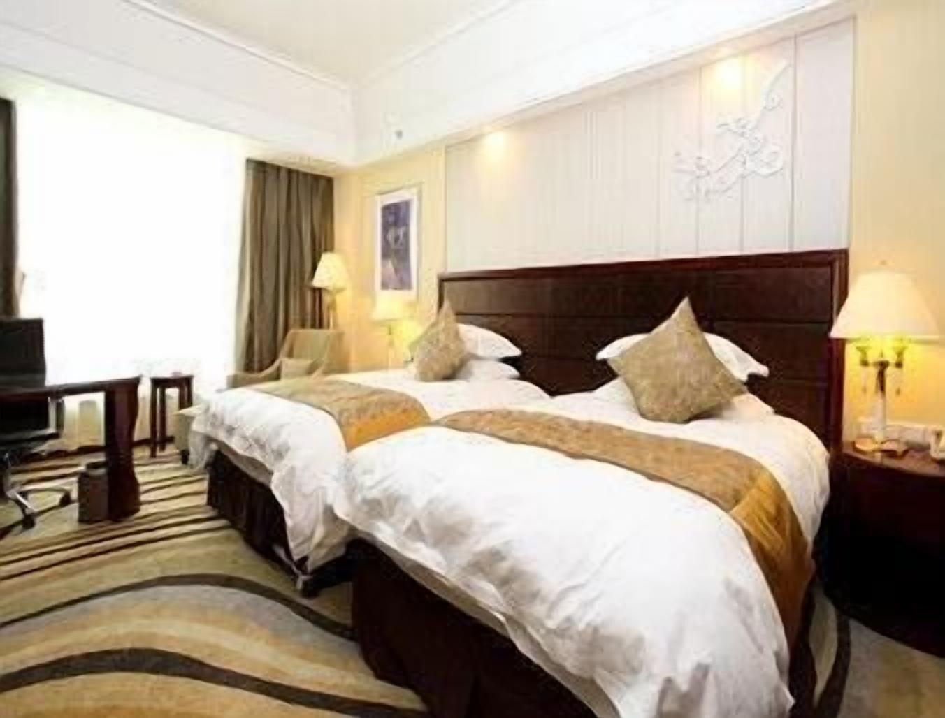 Ramada Yangzhou Baoying Otel Dış mekan fotoğraf